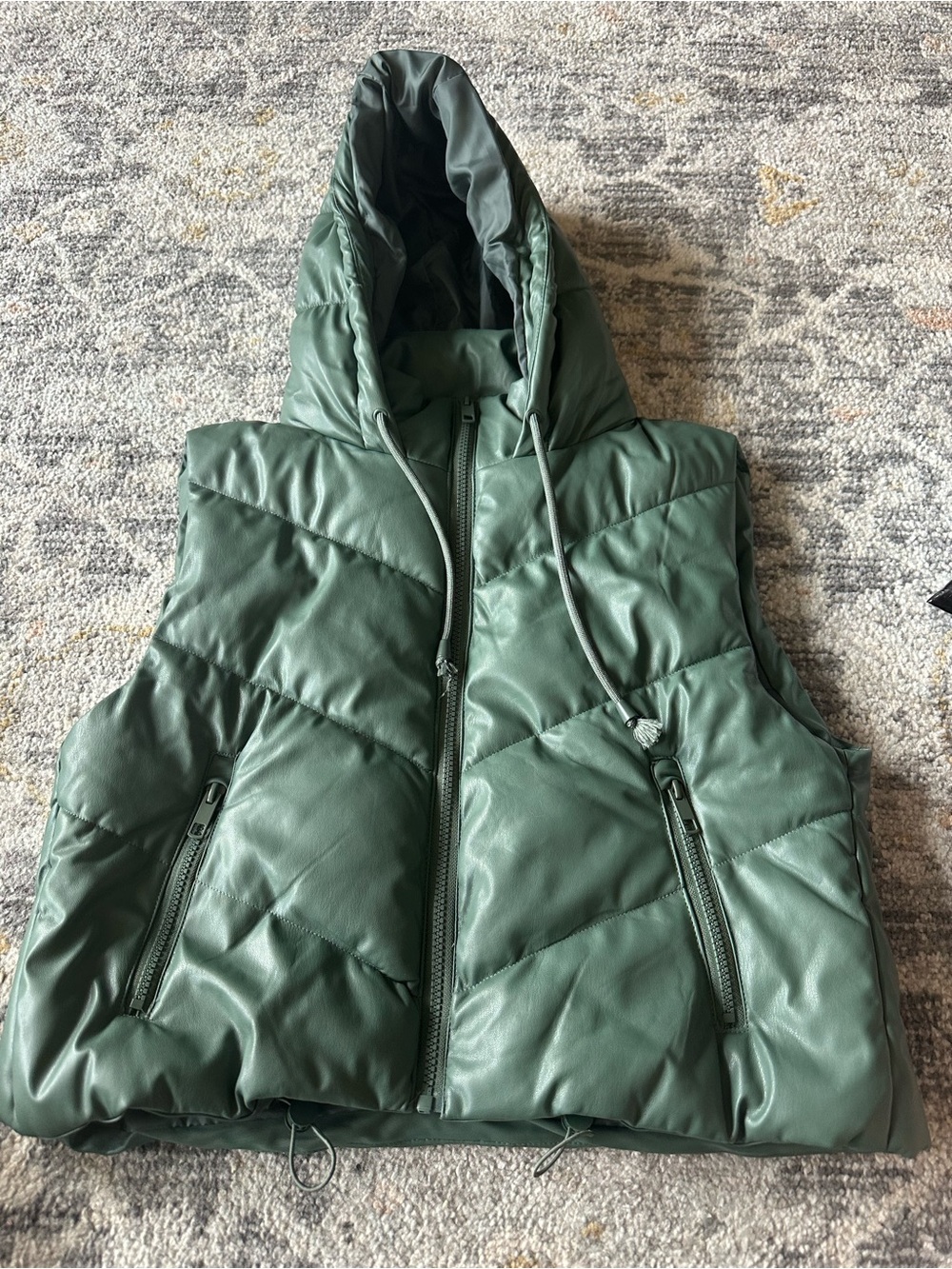 Love Tree Women’s Hooded Puffer Vest - Green